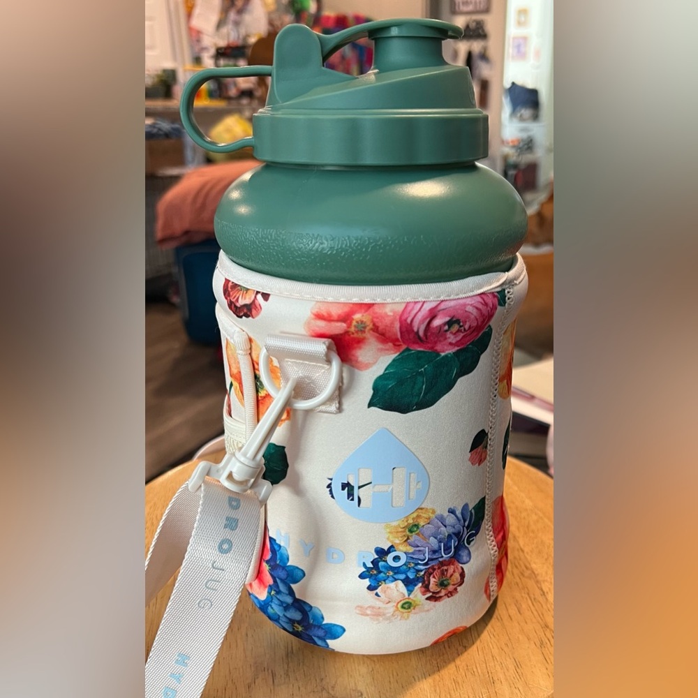Hydrojug 73oz Water Bottle Jug Straw Insulator Sleeve Combo Jade Floral